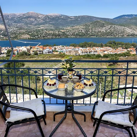 Antigone Apartman *