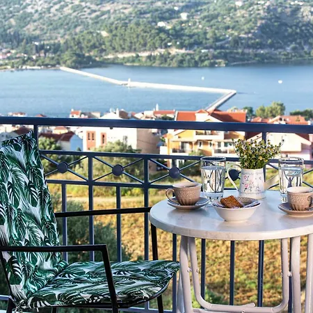 Antigone * Argostolion